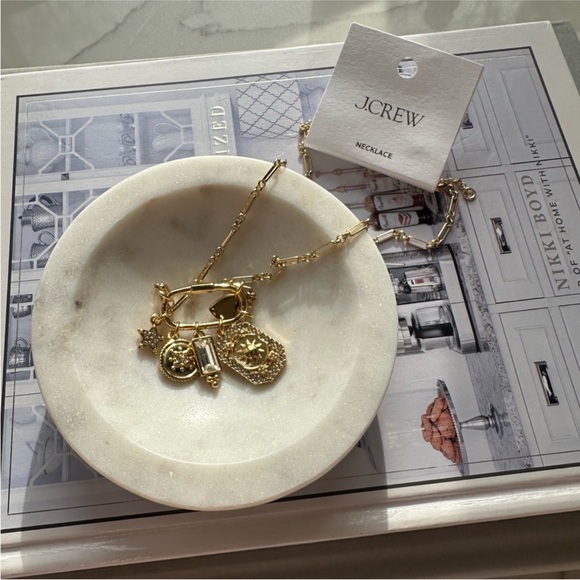 New! J.Crew Gold Plated Carabiner Charm Necklace (1071) NWT - Picture 3 of 5